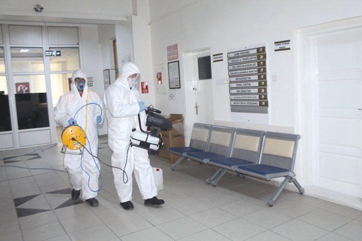 Sungurlu’da dezenfekte çalışmaları aralıksız sürüyor G2