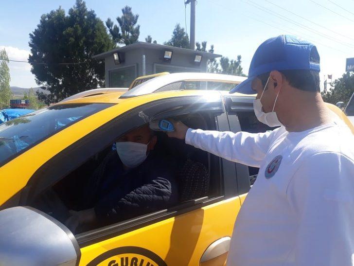 Sungurlu’da Giriş Ve Çıkışlarda Kontroller Devam Ediyor G2