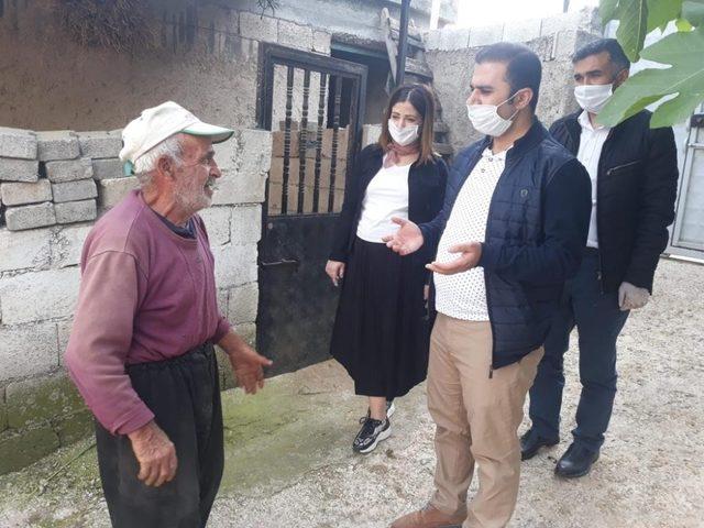 Yavuzeli Kaymakamlığından gıda paketi ve maske yardımı