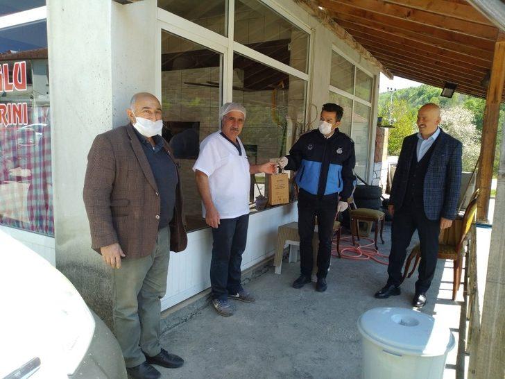 Halka ücretsiz hijyen seti dağıtıldı G2