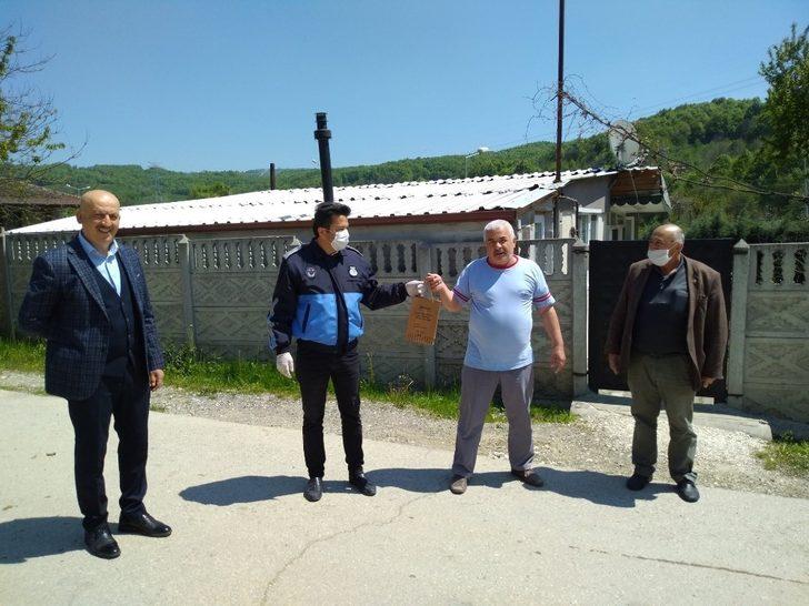 Halka ücretsiz hijyen seti dağıtıldı G5