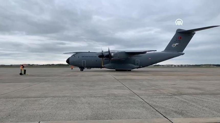 T&uuml;rkiye'nin g&ouml;nderdiği koronavir&uuml;s yardımı ABD'ye ulaştı