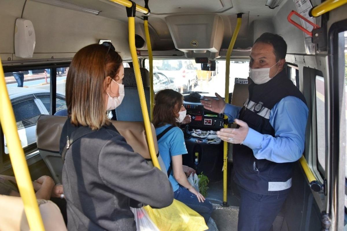 Aliağa zabıtası toplu ulaşım denetimlerini s&uuml;rd&uuml;r&uuml;yor