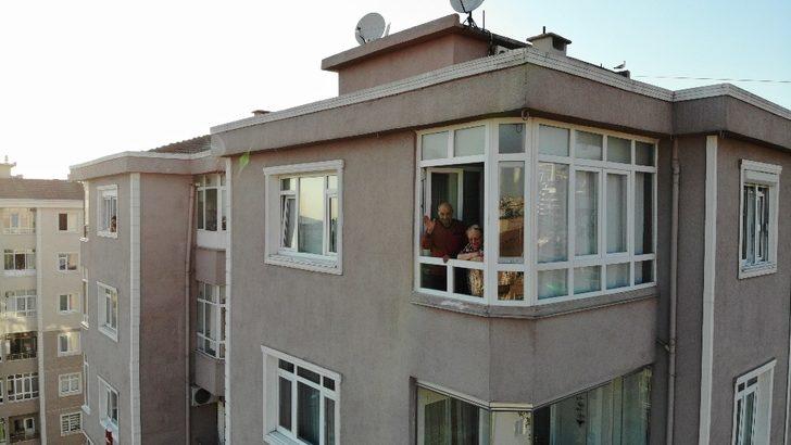 Seyyar meddah ve musiki sanatçıları sokak sokak gezdi! G5