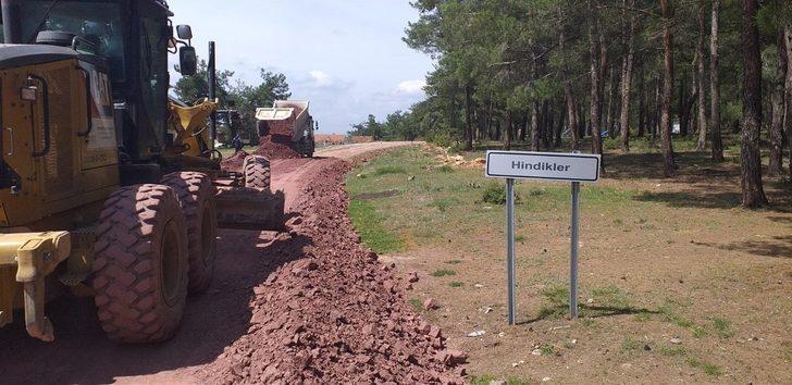 Balıkesir ilçelerinde yol genişletme çalışmaları sürüyor G2