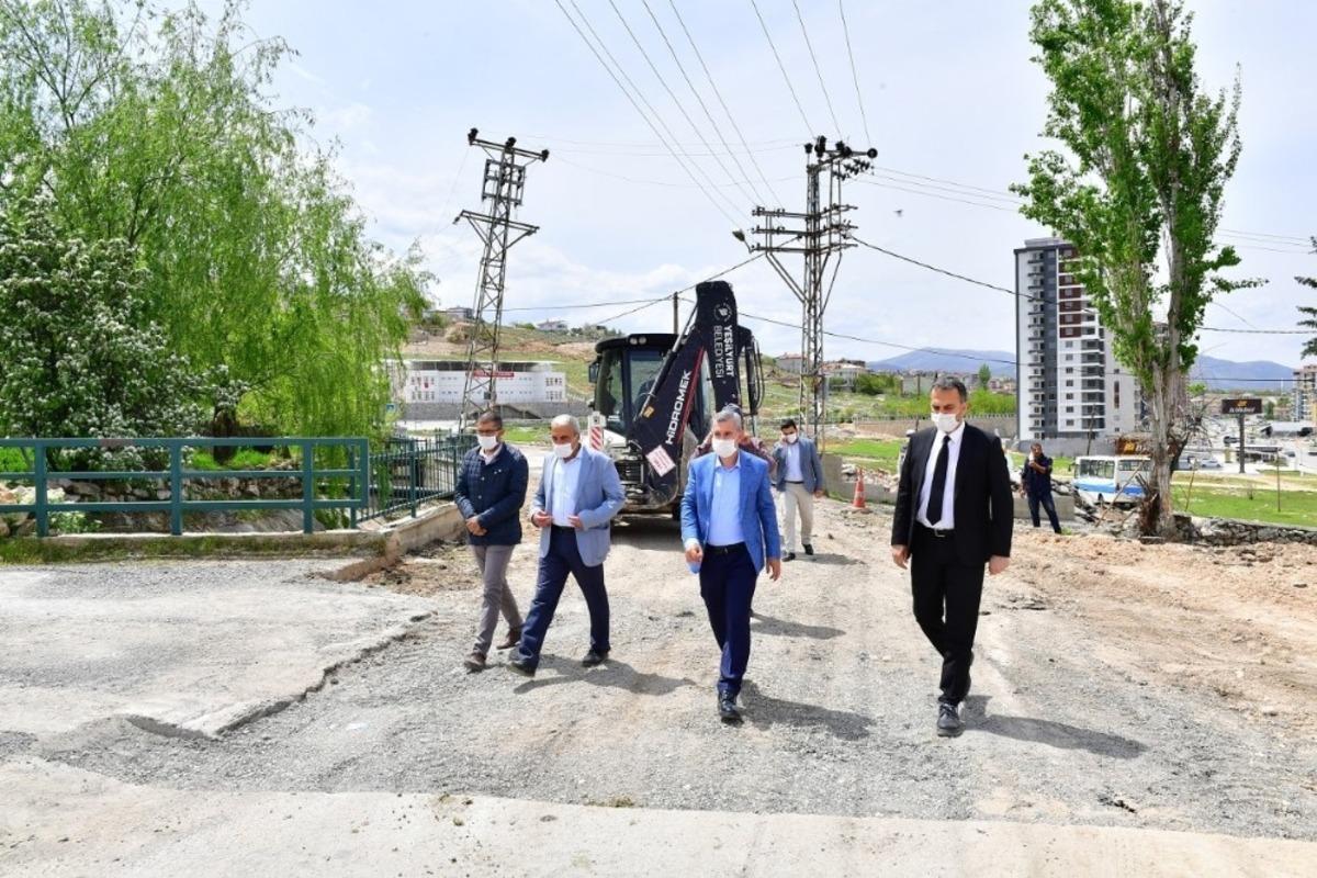 Başkan &Ccedil;ınar, &ccedil;alışmaları yerinde inceledi
