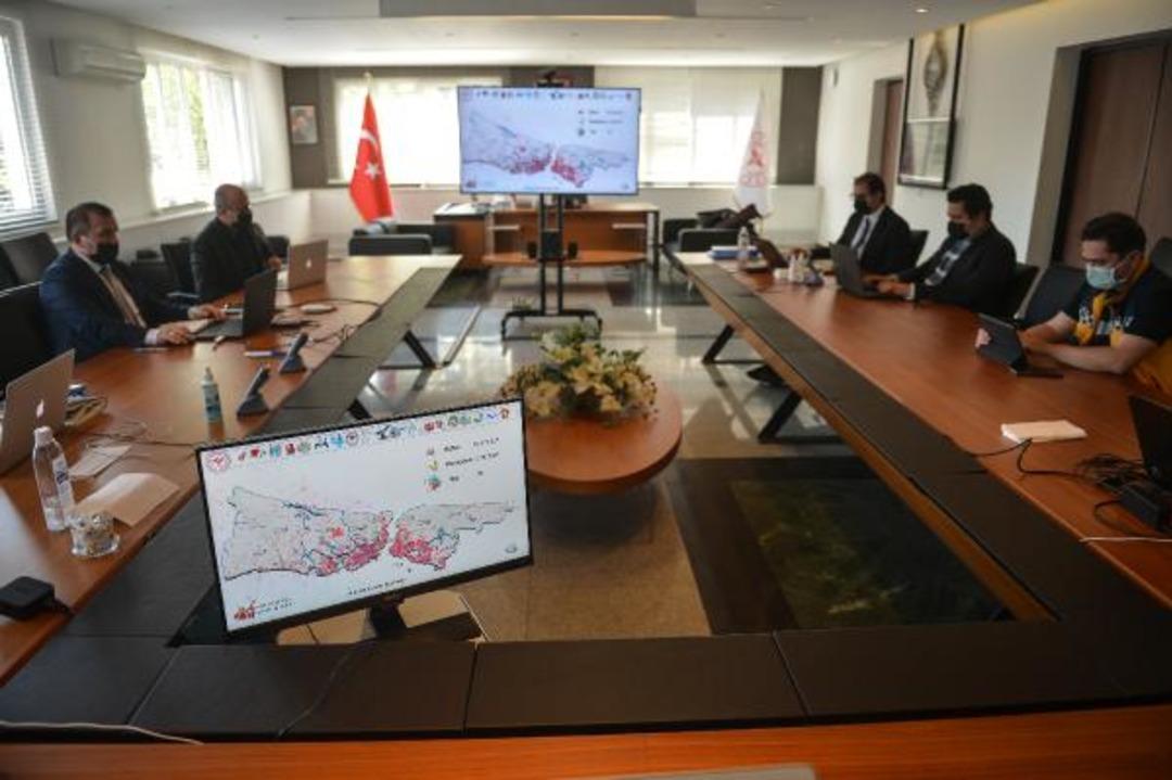 Kapılarını ilk kez a&ccedil;tı! Koronavir&uuml;s salgını İstanbul'da bu merkezden y&ouml;netiliyor