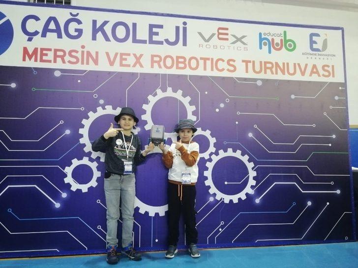 Eyüpsultan’ın çocukları VEX World Robotics’te dünya 3.’sü oldu G3