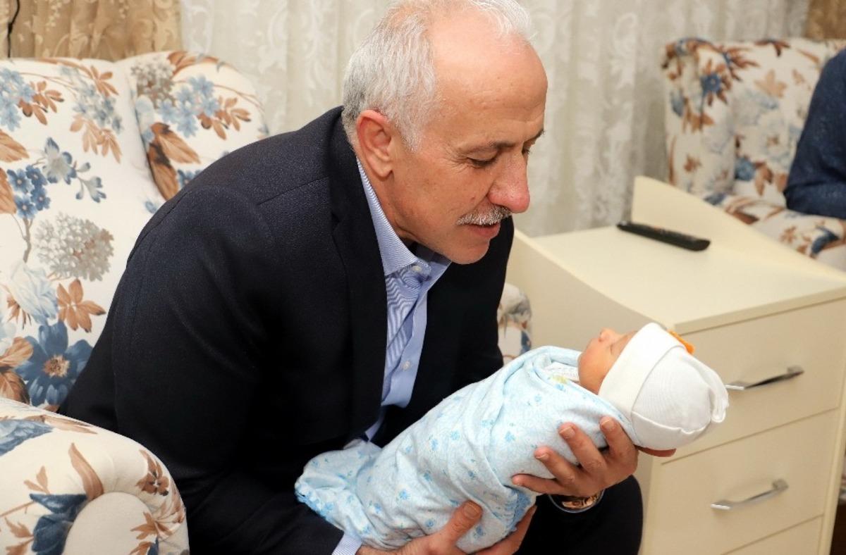 &rsquo;Hoş geldin bebek&rsquo; projesinde ulaşılan aile sayısı bin 85 oldu