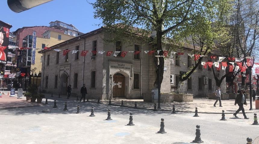 220 yıllık Yazici Zade H&uuml;seyin Bey Camisi&rsquo;nde sessizlik