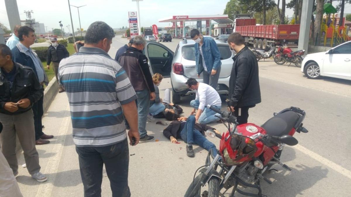 Bir anlık dikkatsizlik kaza getirdi: 2 yaralı