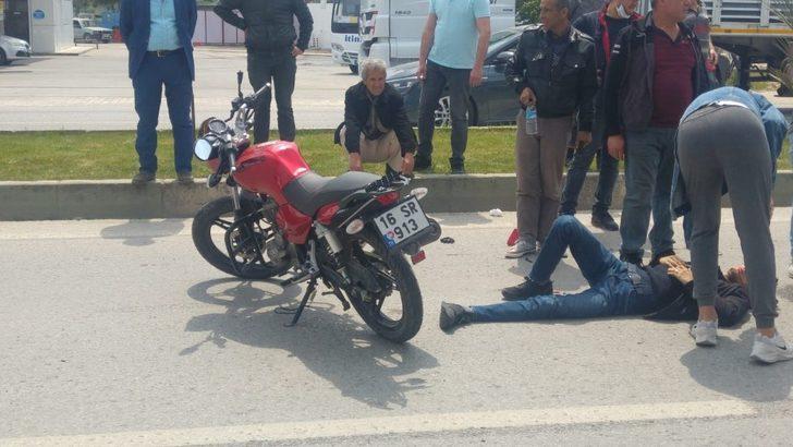 Bir anlık dikkatsizlik kaza getirdi: 2 yaralı G2