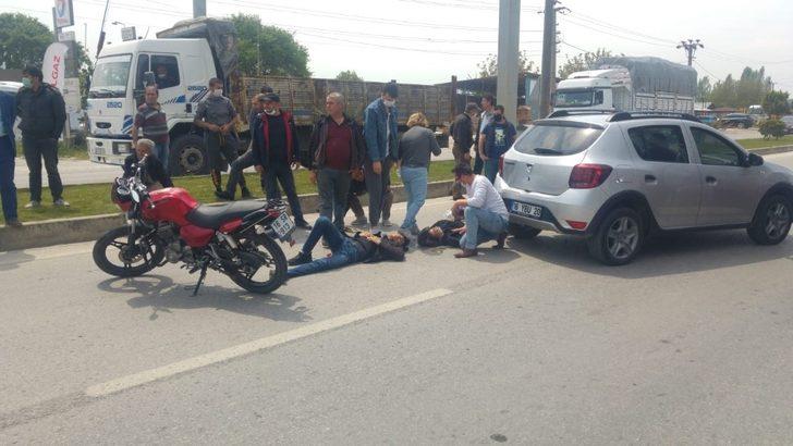 Bir anlık dikkatsizlik kaza getirdi: 2 yaralı G5