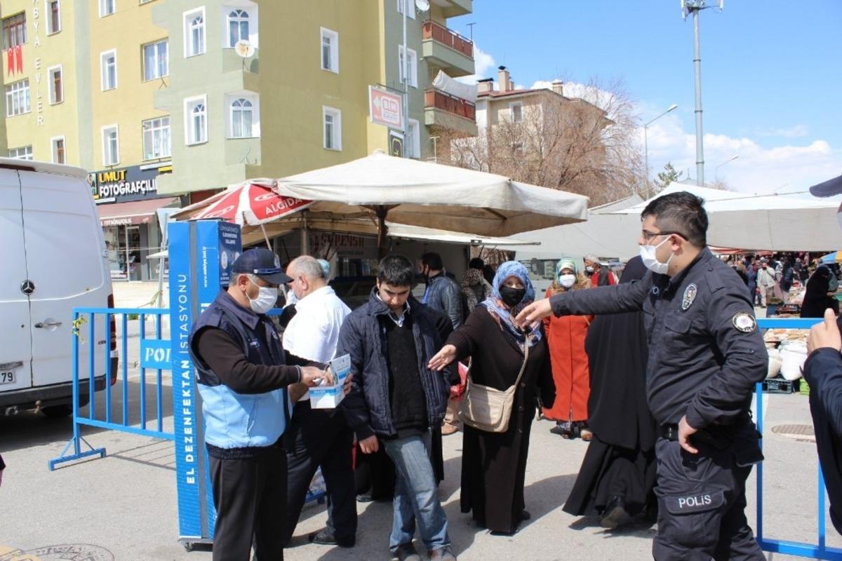 Aziziye&rsquo;de korona &ouml;nlemleri s&uuml;r&uuml;yor