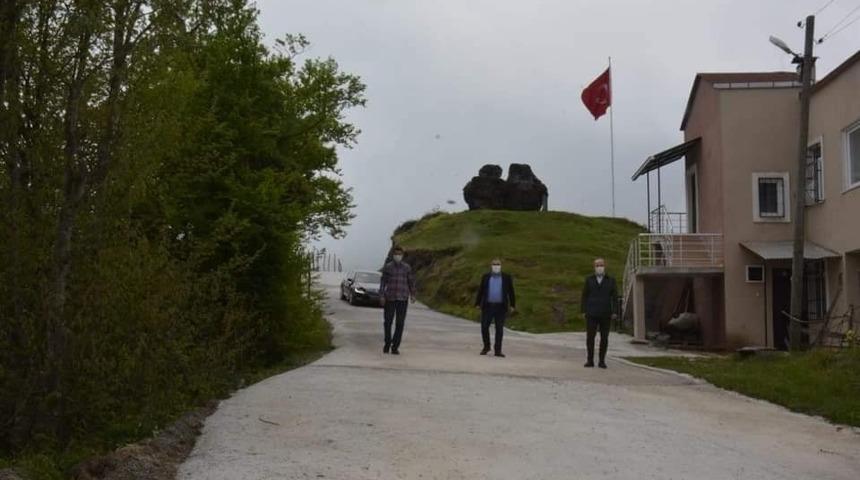 Başkan Erener ulaşıma açılan yolu inceledi