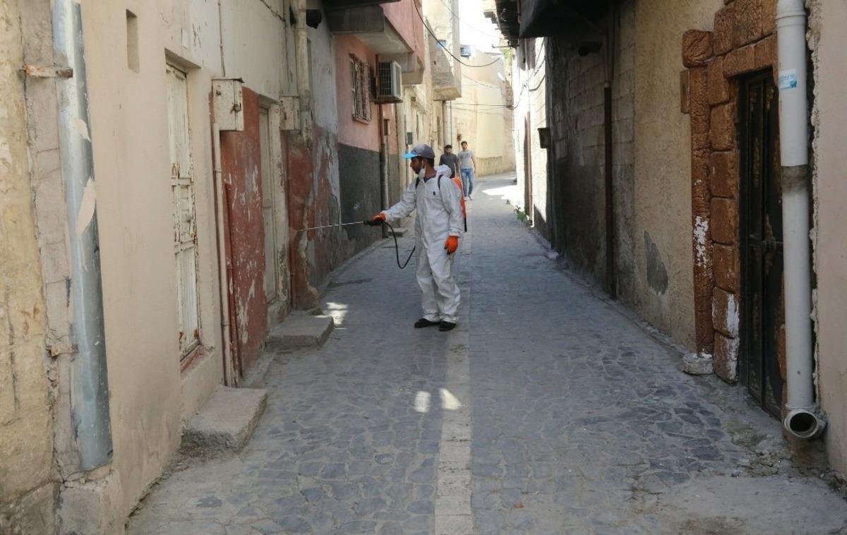 Eyy&uuml;biye&rsquo;de dezenfekte &ccedil;alışmaları devam ediyor