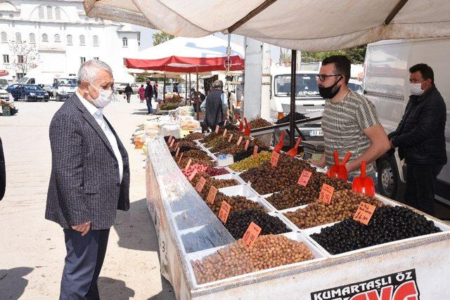 Pazaryerinde tedbirleri yerinde inceledi