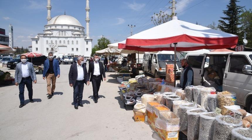 Pazaryerinde tedbirleri yerinde inceledi
