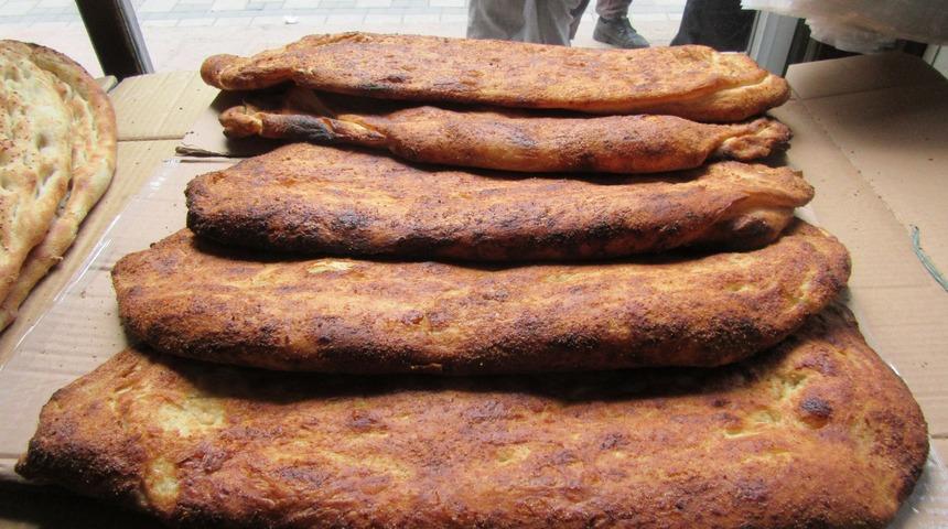 Ramazan ayının en gözde pidesi Afyonkarahisar'da