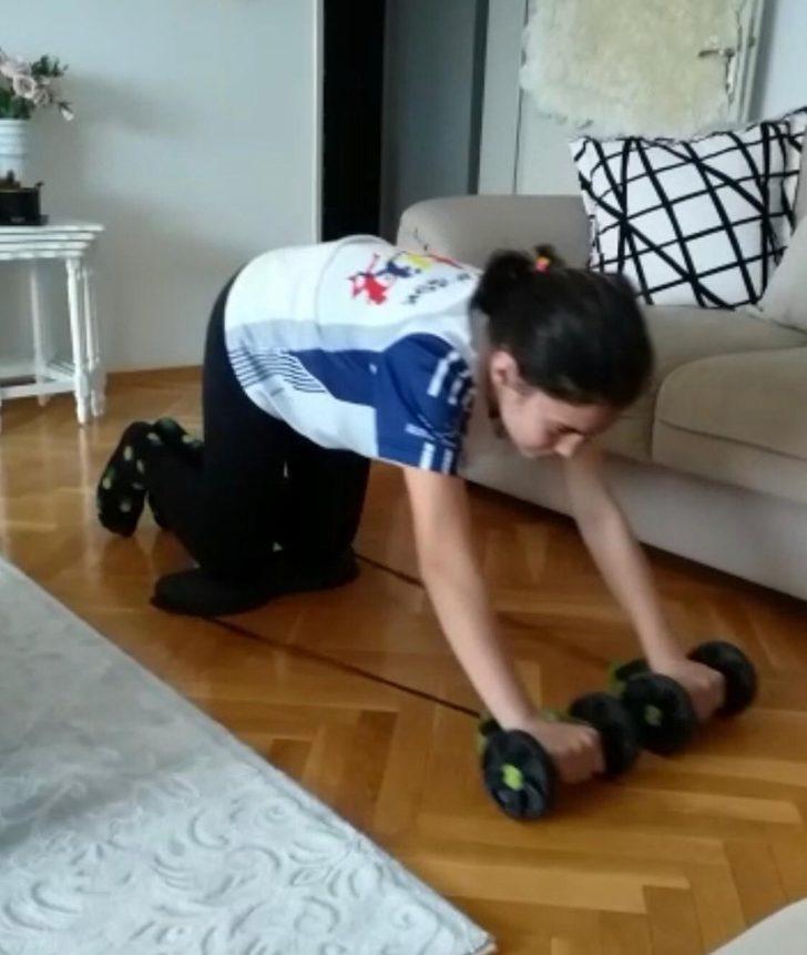 Erdek’li atletler evlerinde çalışıyor G4