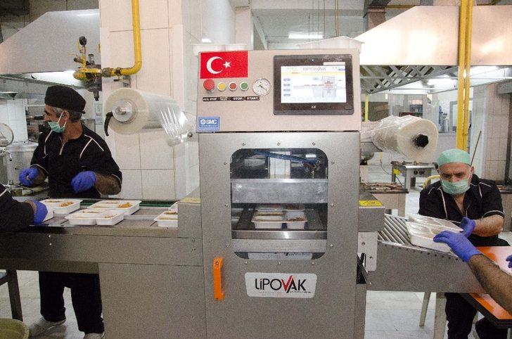 Büyükşehir Belediyesi, iftar yemeğini evlere ulaştırıyor G3