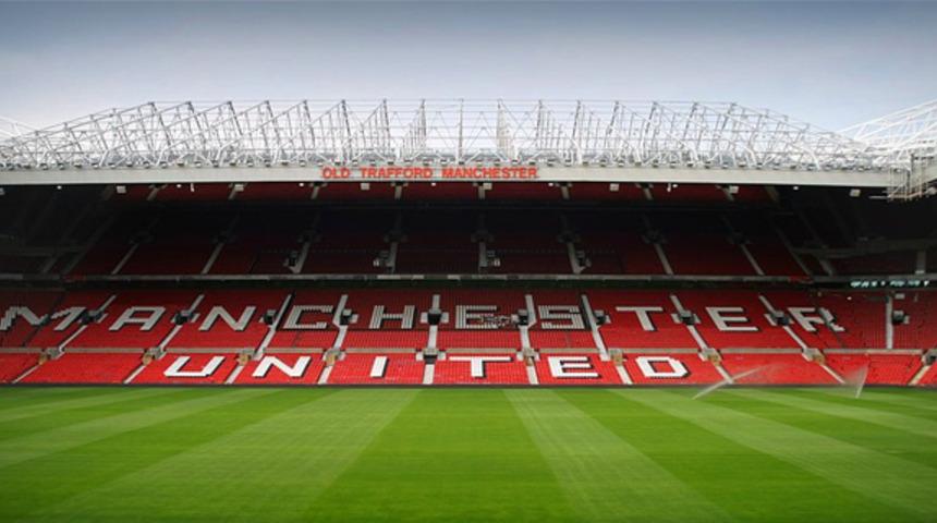 Manchester United, Old Trafford'a ayakta seyirci alacak