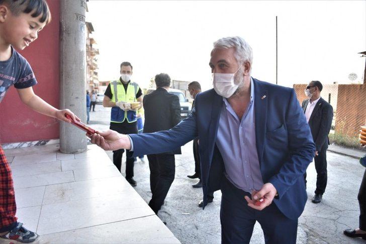 Kızılay Bornova’da 2 bin aileye iftar yemeği dağıtıyor G2