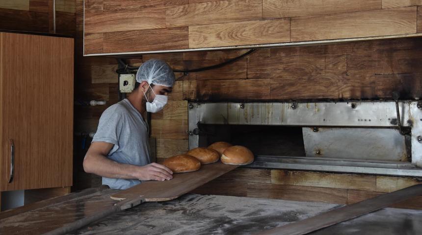 Ramazana özel dolmalık ekmekler raflarda
