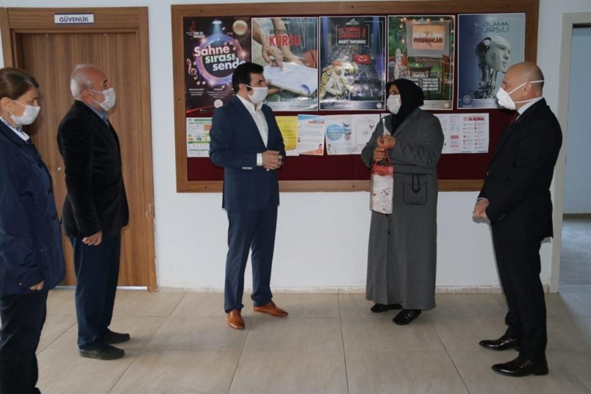 Hollanda&rsquo;dan geldi &lsquo;Biz Bize Yeteriz&rsquo; dedi