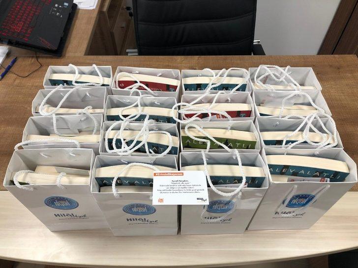 Akyurt Belediye Başkanı Ayık’ın sosyal medyadan sorularını bilene kitap hediye G2