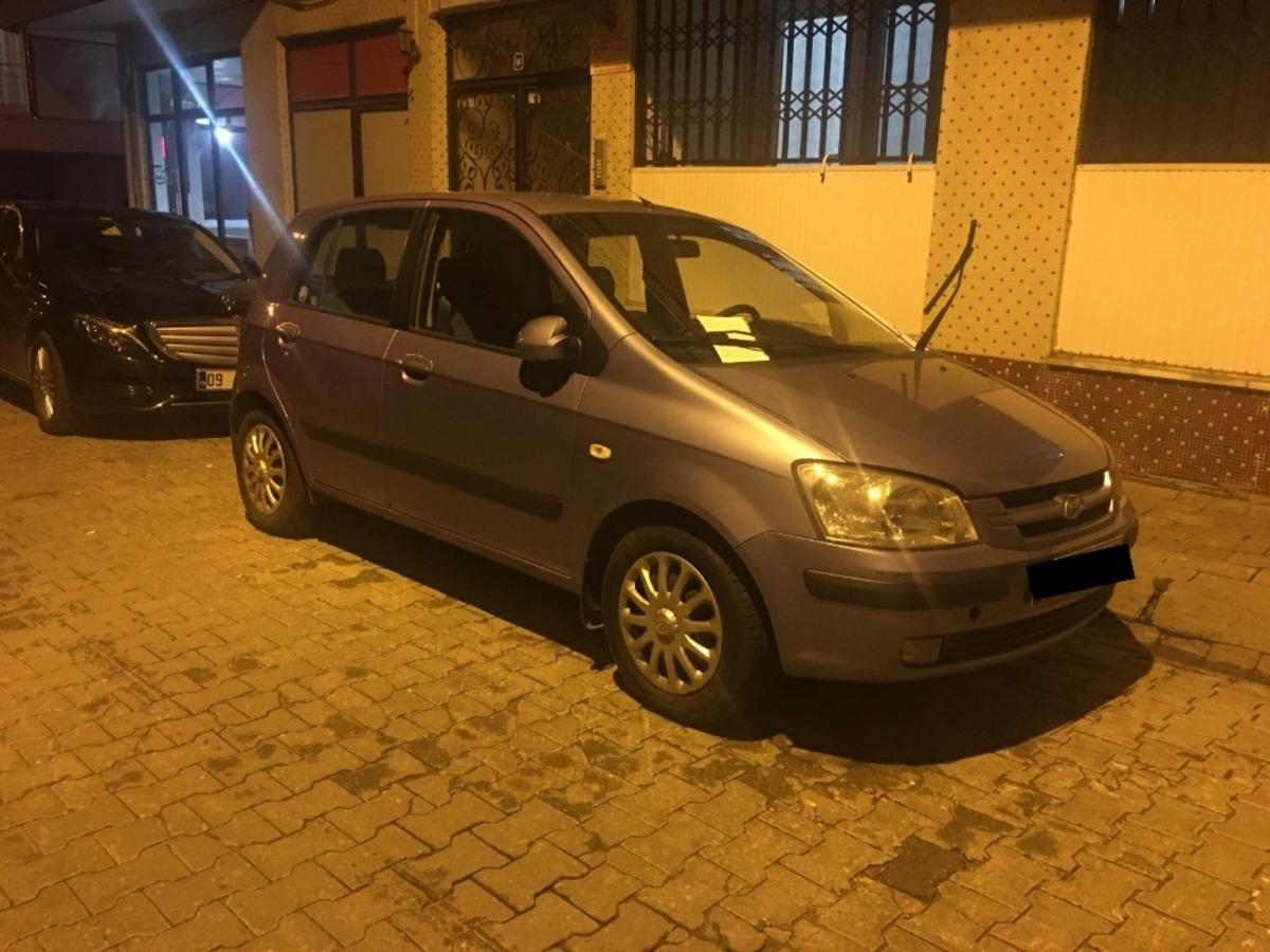 Apartman &ouml;n&uuml;ne park vatandaşları kızdırdı