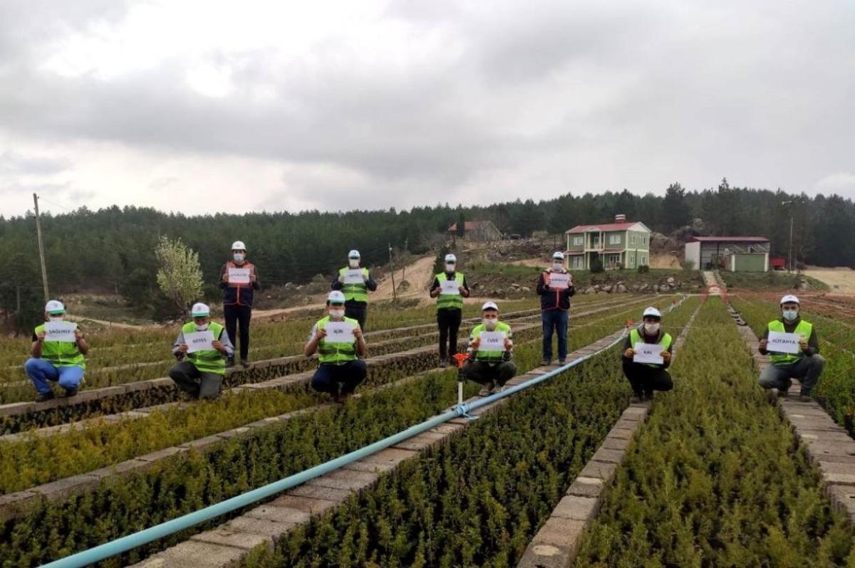 Fidan &uuml;retiminde &ccedil;alışan kadınlardan &lsquo;Evde Kal&rsquo; &ccedil;ağrısı