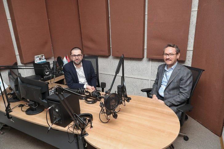 Başkan Kartoğlu evlere “dijital” misafir oldu G1