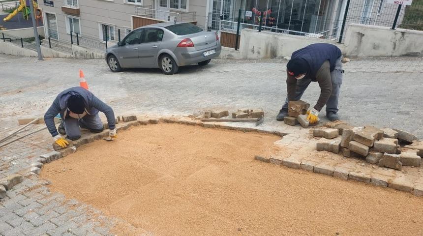 Bilecik&rsquo;te asfalt yama ve parke taşı &ccedil;alışmaları devam ediyor