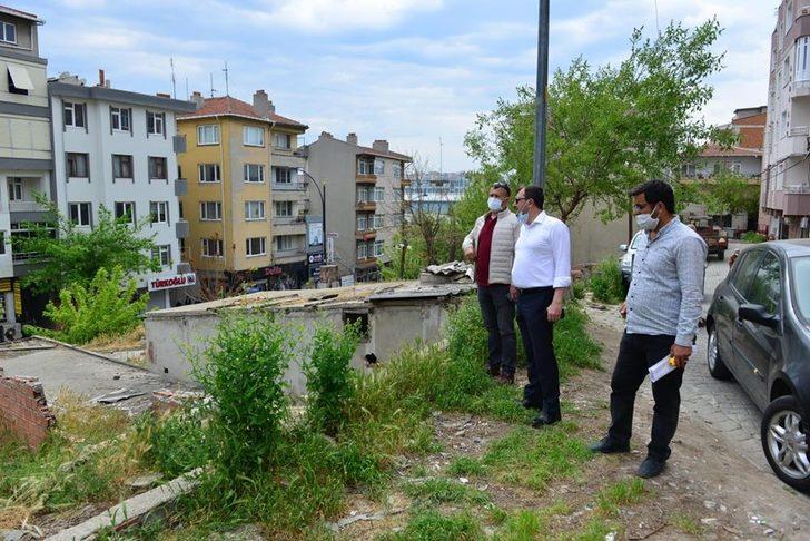 Sıra dükkanların yıkımına başlanıyor G4