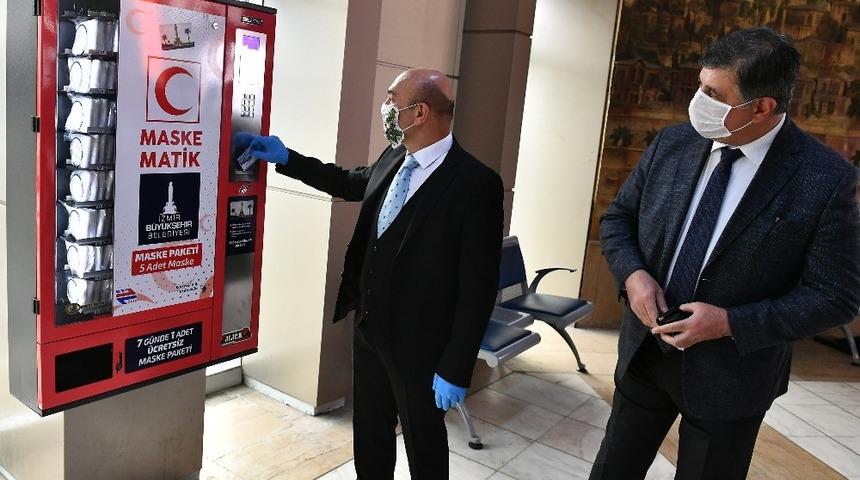 Maskematikler şimdide Karşıyaka&rsquo;da