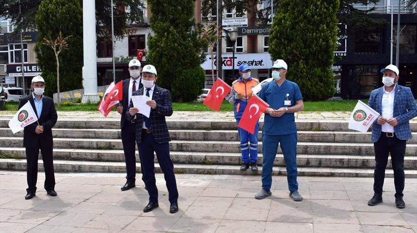 Tokat'ta sosyal mesafeli 1 Mayıs kutlaması