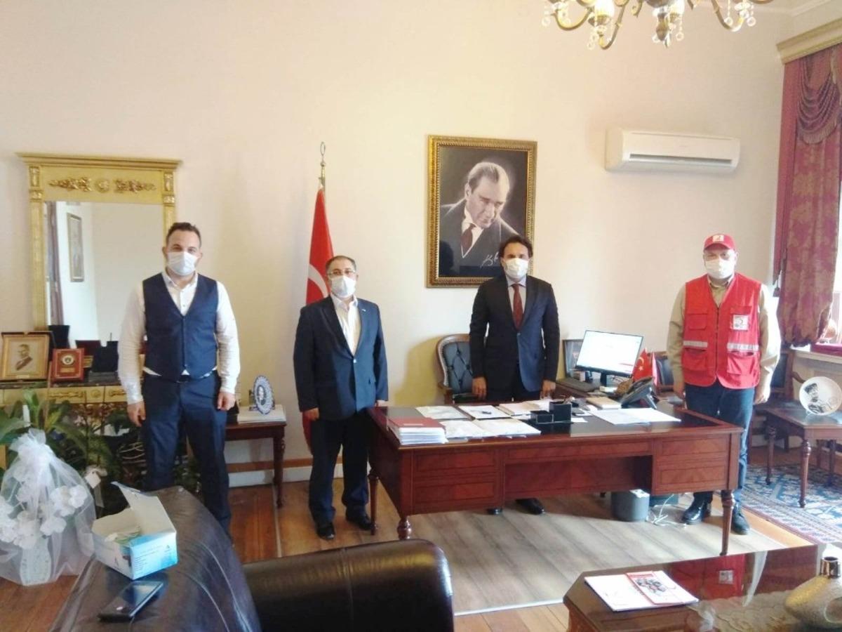 &Ccedil;i&ccedil;ek: &ldquo;L&ouml;semi hastalarımız i&ccedil;in 700 bin civarında k&ouml;k h&uuml;cre numunemiz var&rdquo;