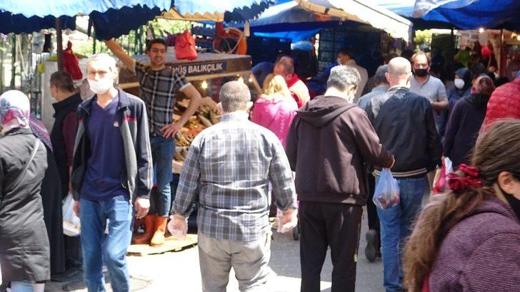 Sokağa çıkma kısıtlamasına saatler kala çarşı ve pazarlar doldu taştı G4