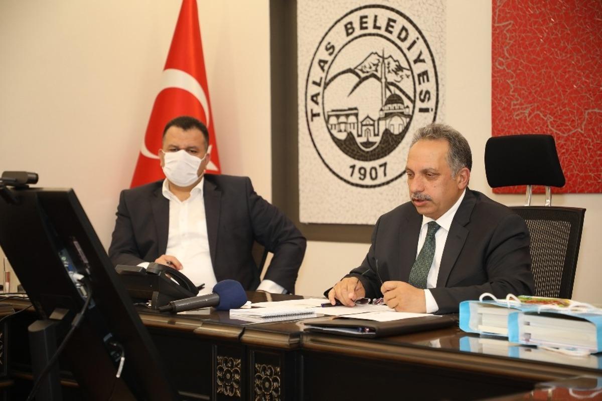 Başkan Yal&ccedil;ın, beyaz masaya sanal ortamda devam ediyor