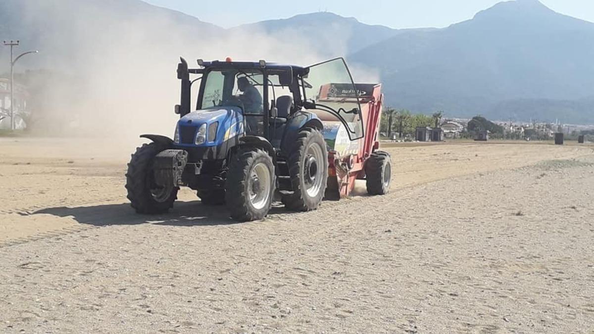 Kuşadası plajları sezona hazırlanıyor