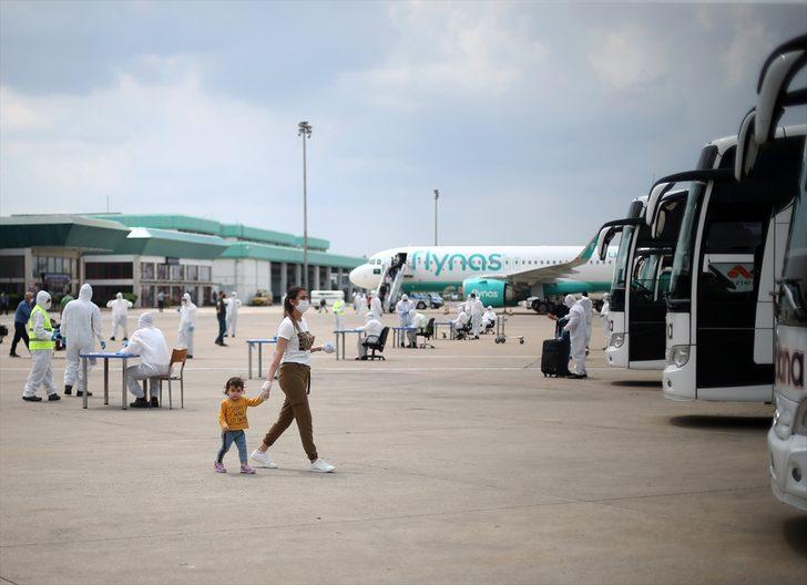 Suudi Arabistan'dan getirilen 168 Türk vatandaşı Mersin'deki yurda yerleştirildi G5