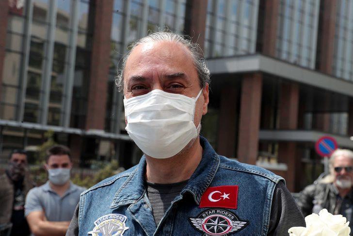 Koronavirüsü yenen doktor hastaneden motosiklet konvoyuyla böyle uğurlandı G3
