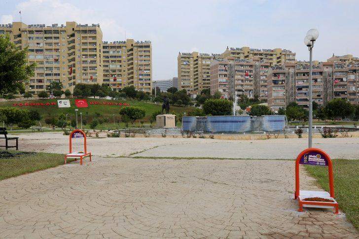 Toroslar Belediyesi, her gün sokak hayvanları için beslenme odaklarına mama bırakıyor G5