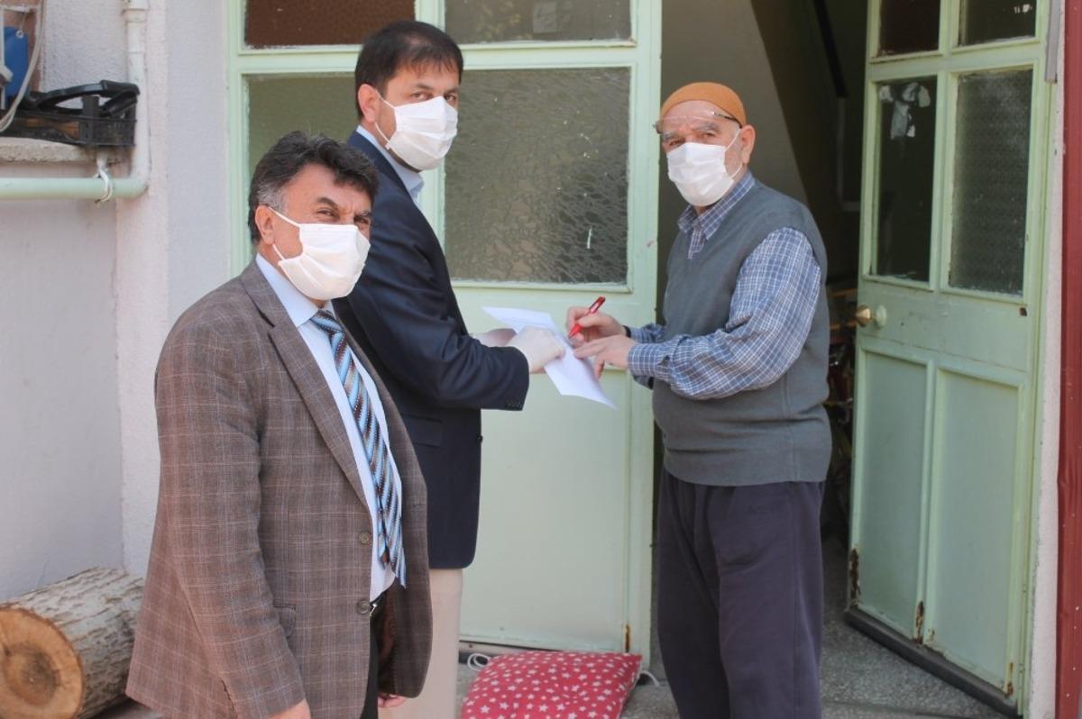 Umreye gidemeyen kişilerin parası iade edildi