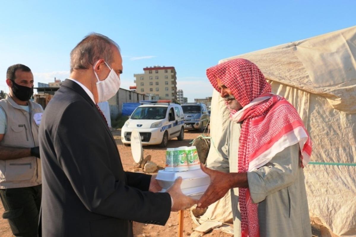 Ak&ccedil;akale&rsquo;de 500 aileye sıcak iftar yemeği