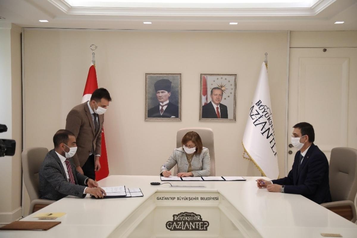 B&uuml;y&uuml;kşehir&rsquo;den ticari hayatı canladıracak &ouml;nemli protokol