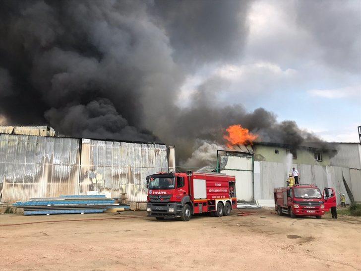 GÜNCELLEME - Bursa'da soğuk hava deposunda yangın çıktı G4