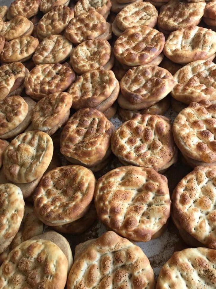 Karacabey Genç Fenerbahçeliler 1907 pide dağıttı G5