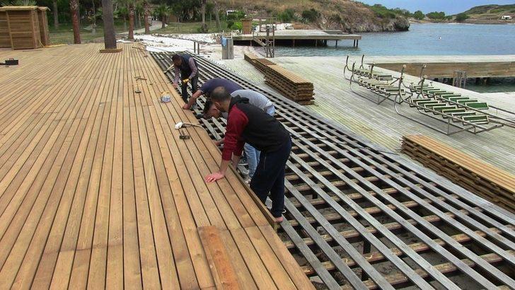 Ünlülerin beach’i yerle bir oldu G3
